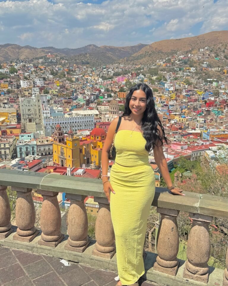 Chic Mexico Vacation Looks